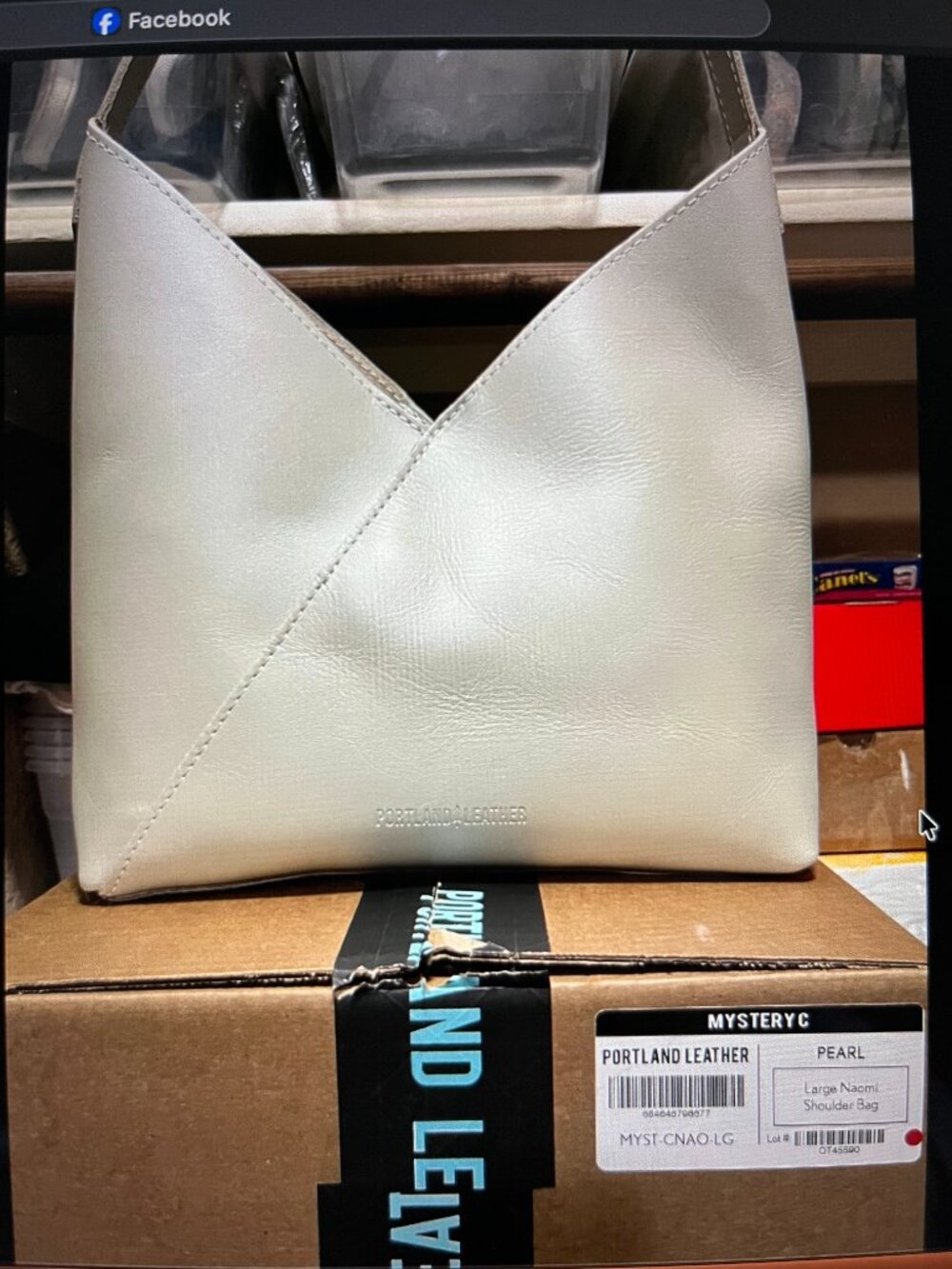 Portland Leather Large Naomi Shoulder Bag - Pearl